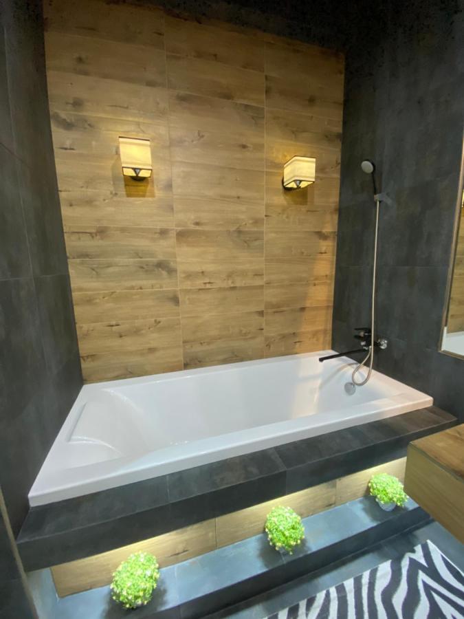 New Double Room Luxury Apartment In The Center تشيسيناو المظهر الخارجي الصورة