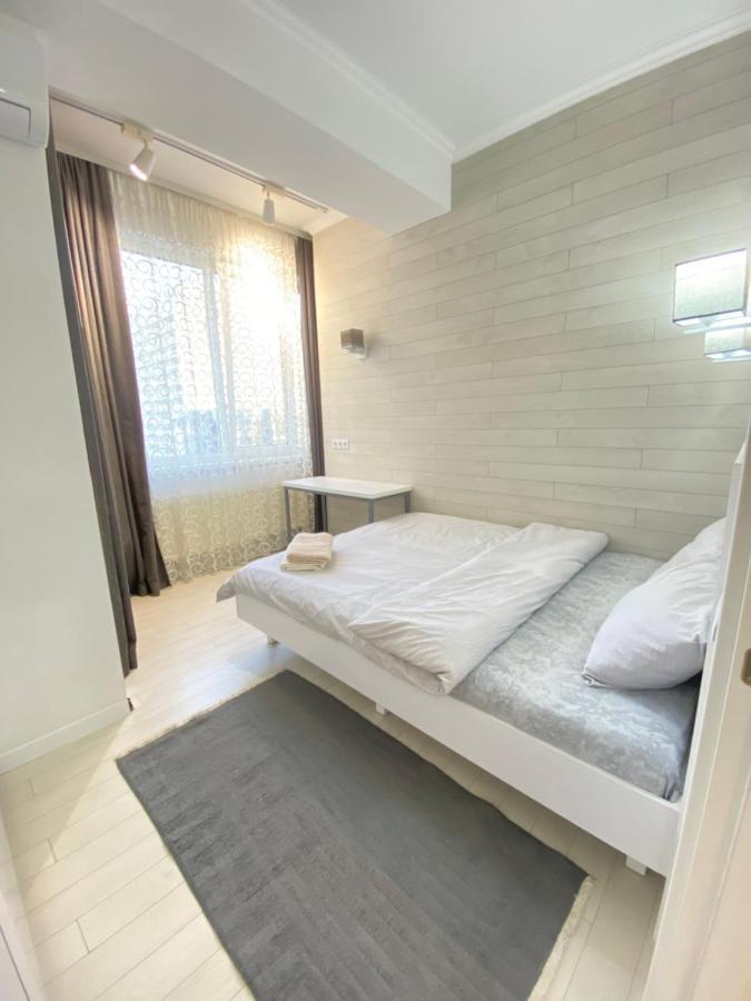 New Double Room Luxury Apartment In The Center تشيسيناو المظهر الخارجي الصورة
