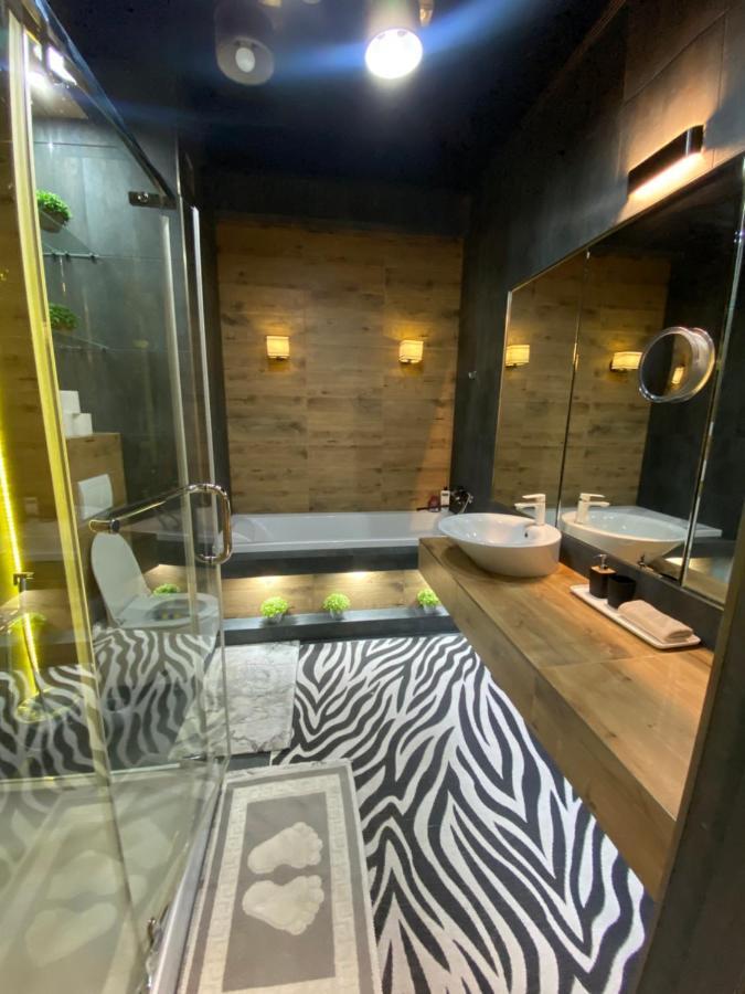New Double Room Luxury Apartment In The Center تشيسيناو المظهر الخارجي الصورة